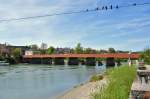 Alte Innbrcke in Wasserburg mit Holzpfeilern - 27.04.2012