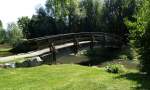 Eichstetten, die Holzbrcke ber den Mhlbach, Aug.2013