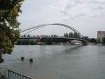 lngste freitragende Fugngerbrcke der Welt ,  ber den Rhein in Weil bei Basel,  Bogenspannweite 230m, 2007 erffnet,  