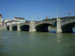 Basel am Rhein,  die Mittlere Rheinbrcke, eine 195m lange steinerne Bogenbrcke aus den Jahren 1903-05,  Juni 2010