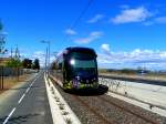 Frankreich, Languedoc-Roussillon, Radweg von Montpellier nach Prols (hier auf der Hhe von Prols) an der Straenbahnlinie 3 entlang.