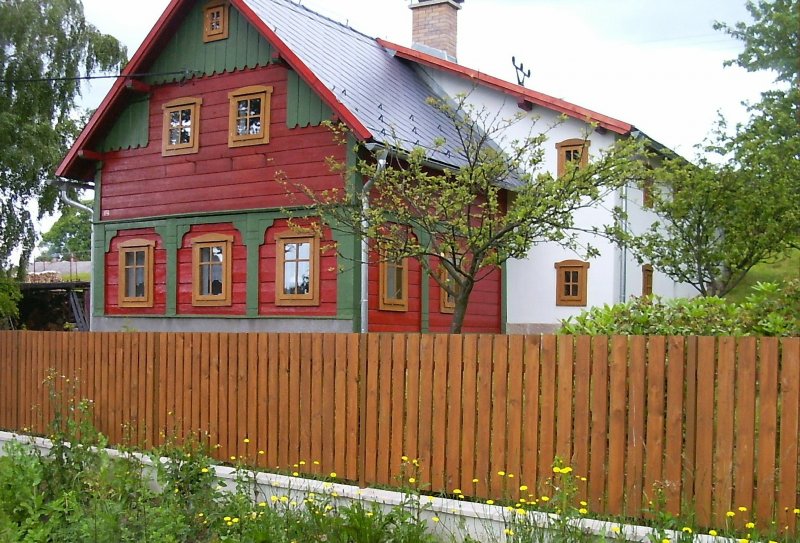Umgebindehaus in Krompach, Lausitzer Gebirge, 2004