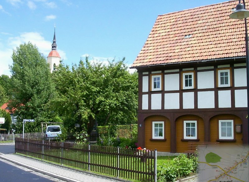 Umgebindehaus (und Kirche) in Bertsdorf, Sommer 2004