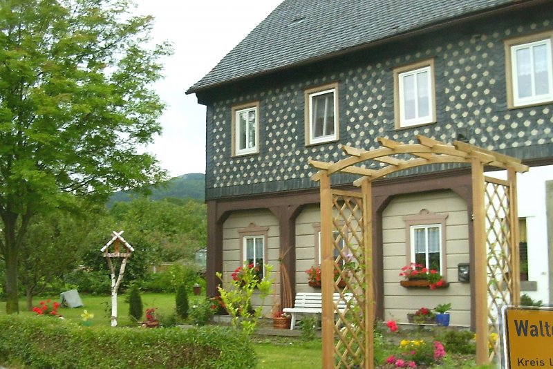 Umgebindehaus in Waltersdorf/Zittauer Gebirge - Sommer 2004