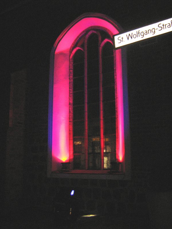 Violettes fenster, Berlin-Mitte - Lichtfestival Oktober 2008