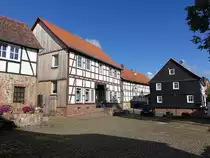 Bad Zwesten, Fachwerkh�user in der Ringstra�e (06.08.2022)