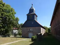 Binsf�rth, evangelische Dorfkirche, erbaut 1554 (07.08.2022)