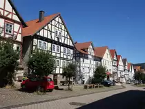 Neumorschen, Fachwerkh�user in der Marktstra�e (07.08.2022)