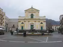 Cava di Tirreni, Dom Santa Maria della Visitazione an der Piazza Duomo (25.02.2023)