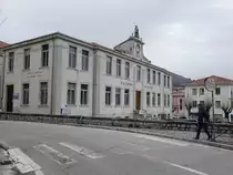 Lagonegro, Rathausgeb�ude an der Viale Roma (28.02.2023)