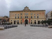Matera, Palazzo dell Annunziata an der Piazza Vittorio Veneto (01.03.2023)