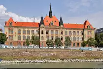 Bratislava (SK):
Die Ingenieurschule an der Fajnorovo n�bre�ie, von der Donau aus gesehen.

🕓 26.8.2022 | 11:44 Uhr