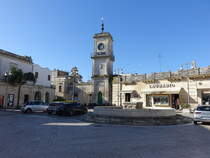 Martano, Torre del Orologio in der Via Roma (03.03.2023)