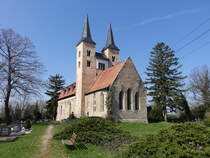 Gangloffsmmern, evangelische St. Gangolf Kirche, erbaut im 12. Jahrhundert (07.04.2023)