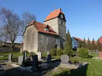 Kirchengel, evangelische St. Michael Kirche, erbaut im 12. Jahrhundert, Saalkirche aus Bruchsteinen (07.04.2023)