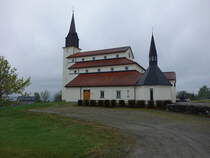 Ringsaker, evangelische Veldre Kirche, erbaut bis 2000, Architekten Brllen Jacobsen und Ulf Zettersten (23.05.2023)