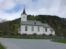 Oppheim, evangelische Kirche, erbaut 1871 durch Ole Vangberg (26.05.2023)
