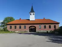 Ulefoss, Wirtschaftsgeb�ude am Herrensitz, erbaut 1813 (28.05.2023)