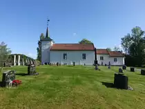 Melum, evangelische Kirche, wei�e Holzkirche erbaut 1728 (28.05.2023)