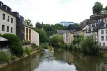 LUXEMBOURG, 20.06.2023, Blick vom Pont du Grund auf die Alzette Richtung Sden