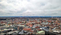 Aussicht von der Frauenkirche in Mnchen Richtung Sdwesten. Am Horizont sind bereits die Alpen zu sehen.

🕓 12.4.2023 | 11:50 Uhr