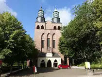 Heiligenwald, Pfarrkirche St. Laurentius, erbaut von 1927 bis 1928 nach Pl�nen des Trierer Architekten Peter Marx (16.07.2023)
