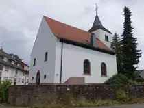 B�bingen, evangelische Dorfkirche, Chorturm 14. Jahrhundert, Langhaus erbaut von 1700 bis 1725 (14.07.2023)