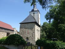 Baldenhain, evangelische St. Petrus Kirche, erbaut 1323, Chorturmkirche, Langhaus erbaut im 16. Jahrhundert (24.06.2023)