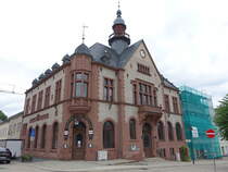 Adorf, Rathaus am Markt, Neorenaissancebau aus dem Jahre 1896 (22.07.2023)