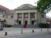 Bad Elster, K�nig Albert Theater, erbaut von 1913 bis 1914 durch die Architekten Alfred Zapp und Erich Basarke (22.07.2023)