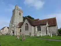 Charing, Pfarrkirche St. Peter und Paul, erbaut im 14. Jahrhundert, Langhaus erneuert im 16. Jahrhundert (03.09.2023)
