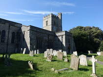 Cobham, Pfarrkirche St. Mary, Chor von 1220, Kirchenschiff erbaut von 1360 bis 1370 (05.09.2023)