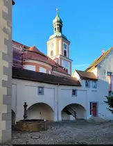Der Turm der r�misch-katholischen Pfarrkirche Mari� Himmelfahrt �berragt weite Teile von Tiengen (Stadt Waldshut-Tiengen). Auch vom benachbarten Innenhof des Neuen Schlosses ist dessen Spitze sichtbar.

🕓 27.7.2023 | 19:51 Uhr