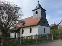 R�delwitz, evangelische Dorfkirche, romanische Saalkirche mit Dachreiter, erbaut ab 1194 (22.04.2023)