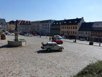 Hohenstein-Ernstthal, Brunnen Kalte Hedwig und Huser am Altmarkt (16.09.2023)