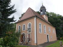 Otzdorf, evangelische Dorfkirche, erbaut im 18. Jahrhundert (19.09.2023)