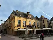 Sarlat, Rathaus am Place de la Libert�, 17.12.2022
