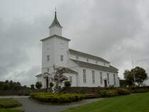 Sveio, evangelische Kirche, Holzkirche mit 630 Pltzen von 1858 (25.06.2013)