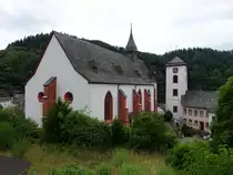 Neuerburg, kath. Pfarrkirche St. Nikolaus, sp�tgotisch erbaut ab 1492, erweitert von 1912 bis 1913 durch den Architekten Julius Wirtz (22.06.2022)