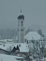 Die �u�erlich neobarocken Pfarrkirche St. Andreas in Nesselwang wurde von 1904 bis 1906 neu erbaut, weil der vorherige Bau f�r zu klein und bauf�llig befunden worden war. (November 2023)