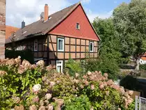 Eboldshausen, Fachwerkhaus am Platz an der Linde (29.09.2023)