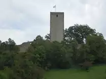 Greene, Burg erbaut 1308 von den Edlen von Homburg. Der Turm beherbergt heute ein Denkmal f�r die Heimkehrer aus russischen Kriegsgefangenenlagern (29.09.2023)
