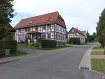 Gillersheim, Fachwerkhuser in der Kirchstrae (01.10.2023)