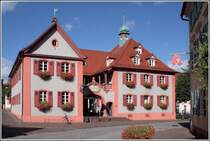 Riegel am Kaiserstuhl. Das Rathaus von Riegel. 13.08.2008