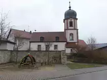 Kleinm�nster, evangelische Kirche St. Salvator, erbaut 1688 (25.03.2016)