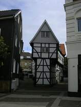 Fachwerkhaus in einer Seitengasse in Hattingen(Ruhr).(18.08.2008)