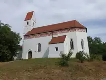 Kleinvelden, Filialkirche St. Lambert, sp�tgotische Saalkirche, erbaut um 1500 (15.08.2015)