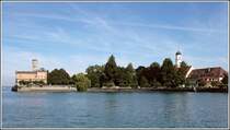 Schloss Montfort und die Kirche von Langenargen am Bodensee. 10.08.2008