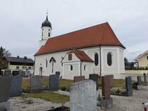 Freimehring, Pfarrkirche St. Andreas, kleiner barockisierter Saalbau mit Polygonalchor und Westturm, erbaut um 1600 (28.02.2016)