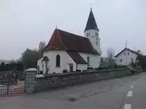 Oberiglbach, sp�tgotische St. Martin Kirche, erbaut im 15. Jahrhundert (20.10.2018)